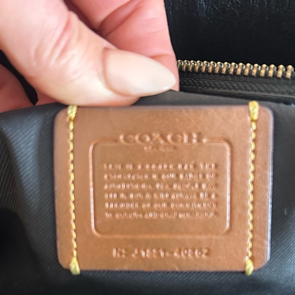 Coach Bag - Picture 4 of 6
